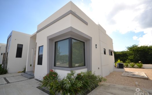 BLOOMBURY VILLAS BRAND NEW!