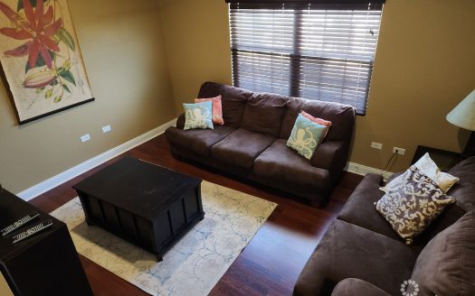 VILLA ROYALE W/STUDIO