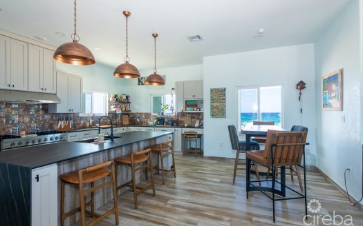 ROCK ROAD OCEAN FRONT HOME