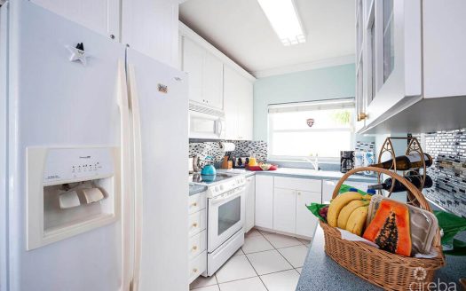 BEACHFRONT LIVING | TAMARIND BAY | SEVEN MILE BEACH