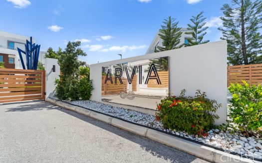 ARVIA CANAL FRONT 2 BED, 2 BATH PLUS DEN ARVIA CANAL FRONT 2 BED, 2 BATH PLUS DEN
