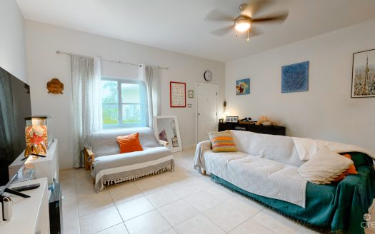 ALHAMBRA VILLAS 1 BED CONDO