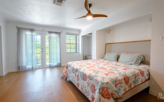 TWINFLOWERS DOUBLE PARCEL RESIDENCE