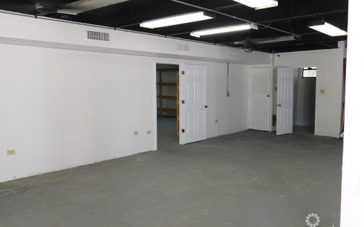 6,000 SQUARE FOOT STAND-ALONE WAREHOUSE – MARY STREET