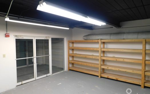 6,000 SQUARE FOOT STAND-ALONE WAREHOUSE – MARY STREET