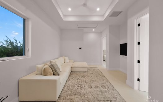 OCEAN LANE NEWLY BUILT EXECUTIVE HOME