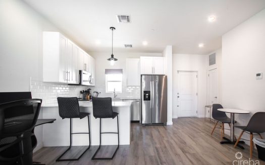 19 NORTH UNIT 315 – WITH LAKE VIEW 19 NORTH UNIT 315 – WITH LAKE VIEW