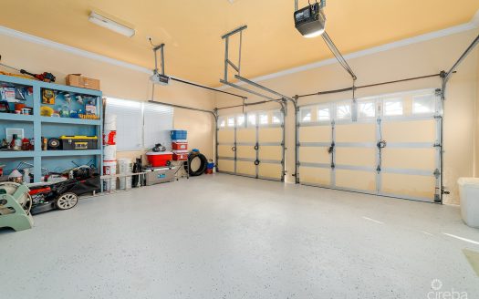 5-BEDROOM FAMILY GEM IN SAVANNAH MEADOWS W/RENTAL UNIT