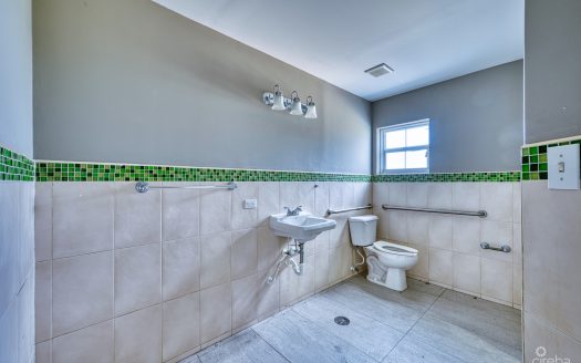 PROFESSIONAL OFFICE SUITE AT PALM GROVE (UNIT 5)