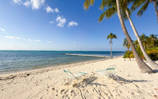 CONCH CLUB COTTAGE-LITTLE CAYMAN