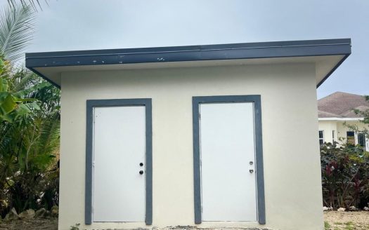 BODDEN TOWN FAMILY HOME