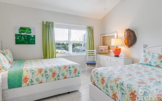 HARBOUR HEIGHTS, SEVEN MILE BEACH (RENOVATED)