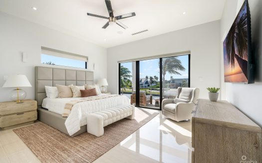 DAUM QUAY 12, CRYSTAL HARBOUR CANAL FRONT HOME DAUM QUAY 12, CRYSTAL HARBOUR CANAL FRONT HOME