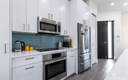 CYPRESS POINTE NORTH 207, CRYSTAL HARBOUR ONE BED CONDO