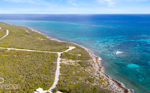 LITTLE CAYMAN EAST COAST OCEANFRONT PARCEL – 0.53 ACRES
