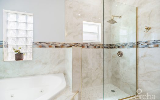 PROSPECT DRIVE, 3 BED FAMILY HOME