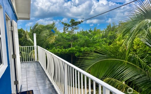1495 RUM POINT DR, TOP FLOOR APARTMENT