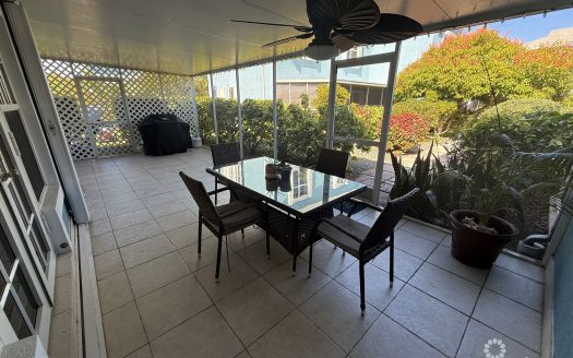 STUNNING 3 BED MYSTIC RETREAT GT