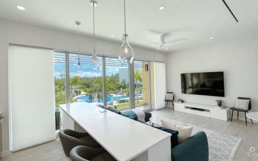 ONE CANAL POINT – SEVEN MILE BEACH