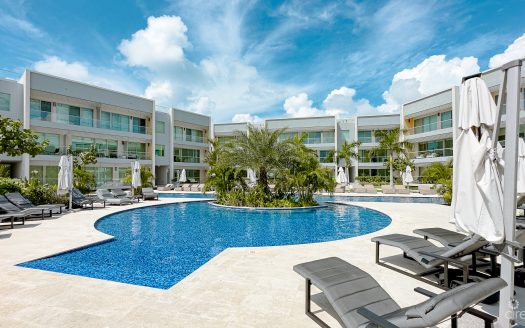 ONE CANAL POINT – SEVEN MILE BEACH