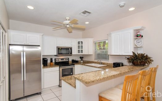 SOUTHERN SKIES CORNER TOWNHOUSE