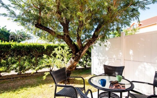 SOUTHERN SKIES CORNER TOWNHOUSE