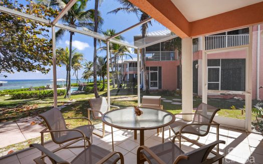 NORTHERN LIGHTS BEACHFRONT