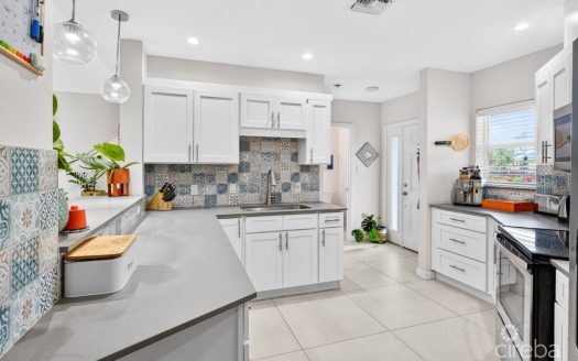 CAYMAN CROSSING MODERN TWO BEDROOM