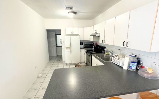 REDUCED WEST BAY 2BEDS – CORNER HOME