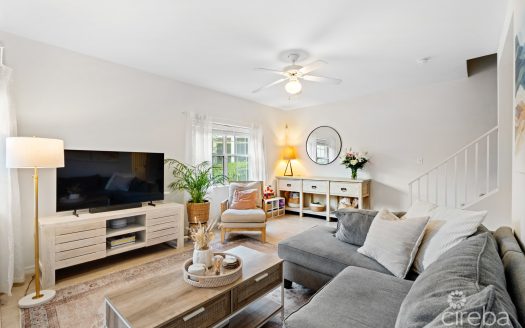 CAYMAN CROSSING 33, BEAUTIFULLY RENOVATED TOWNHOME CAYMAN CROSSING 33, BEAUTIFULLY RENOVATED TOWNHOME