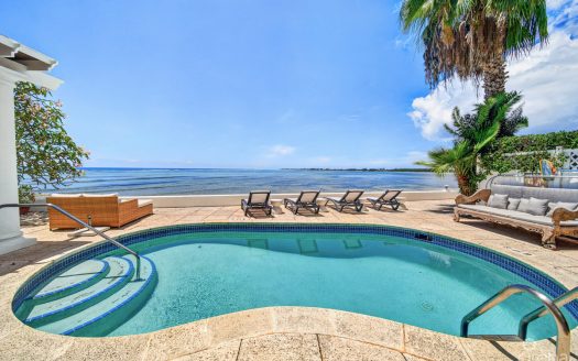 PALACADES VILLA 1 ON PROSPECT POINT