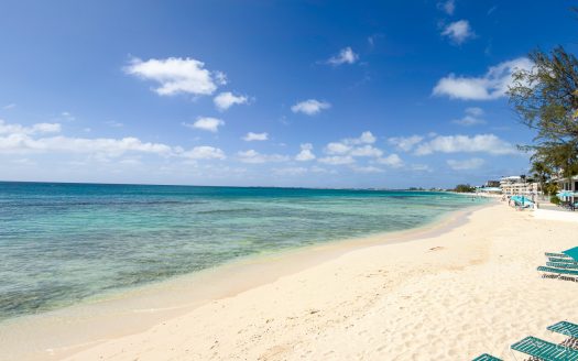 PLANTATION VILLAGE – 7 MILE BEACH CONDO