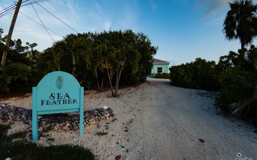 OCEAN FRONT PARADISE VILLA CAYMAN BRAC