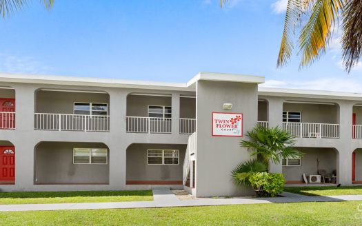 TWINFLOWER APARTMENT #4 TWINFLOWER APARTMENT #4