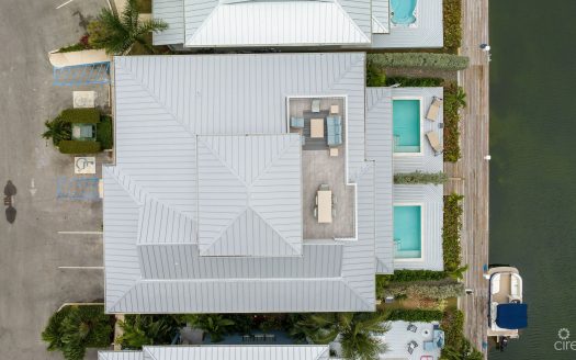SEAHAVEN PROSPECT WATERFRONT 4 BED DUPLEX