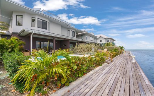 SEAHAVEN PROSPECT WATERFRONT 4 BED DUPLEX