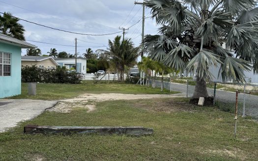 INCOME POTENTIAL! MULTI-UNIT RESIDENCE & CHURCH ON PRIME 1 ACRE