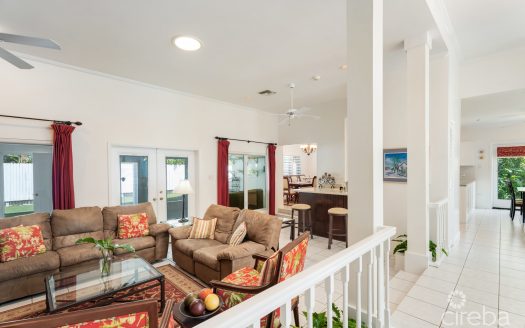 SNUG HARBOUR FAMILY HOME