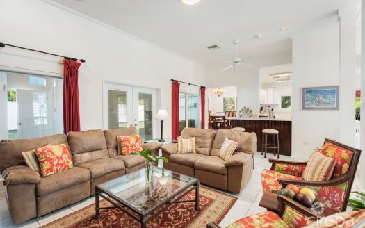 SNUG HARBOUR FAMILY HOME