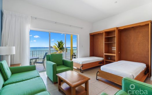 CASTAWAY COVE BEACHFRONT – 2 BED, 2 BATH, A AND B LOCK OFF UNIT