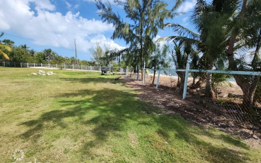 DEVELOPMENT LAND WITH RENTAL INCOME SMB CORRIDOR