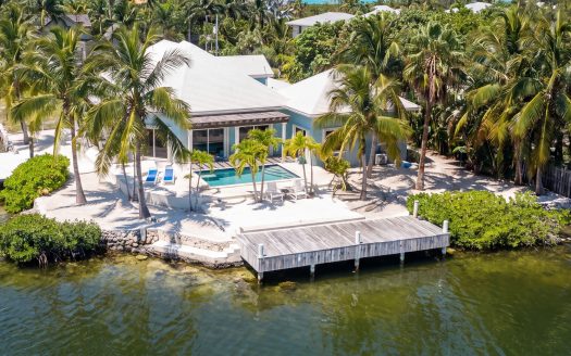 WATERFRONT LIVING REDEFINED