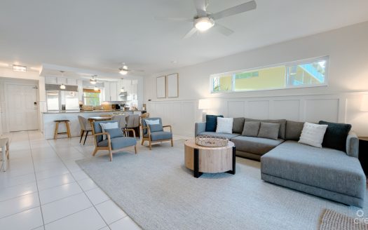 CARIBBEAN PARADISE, BEACHFRONT CONDO