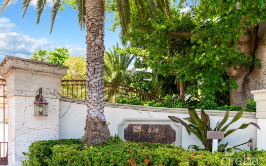 VISCAYA 1B – WATERFRONT HOME GOVERNORS HARBOUR