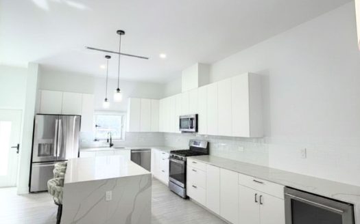 THE MEADOWS AT BATABANO – UPGRADED 3 BED WITH ROOF TERRACE TOWNHOME