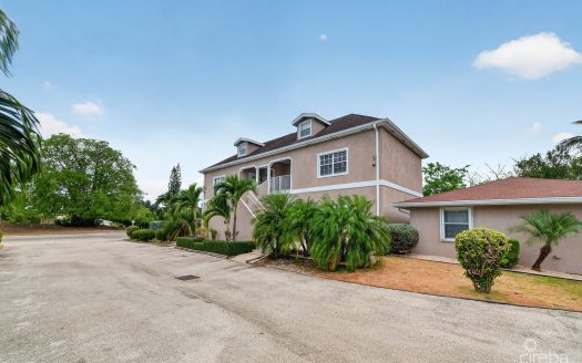 BENNETT VILLAS 2 BEDROOM CONDO