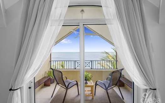 HARBOUR POINT OCEANFRONT 3 BED PLUS OFFICE HARBOUR POINT OCEANFRONT 3 BED PLUS OFFICE