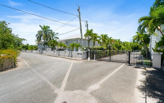 PARK VIEW COURT, PHASE ONE – LOCATION CLOSE TO SMB