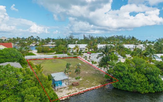 .3147 CANAL FRONT IN RUM POINT
