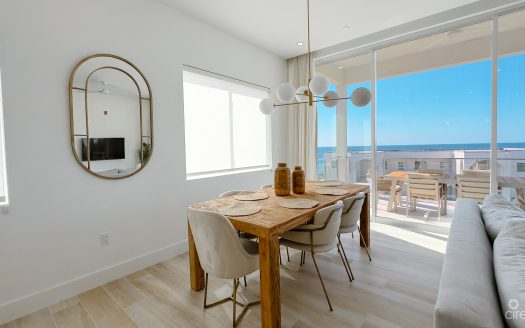 SUNSET POINT END UNIT WEST BAY